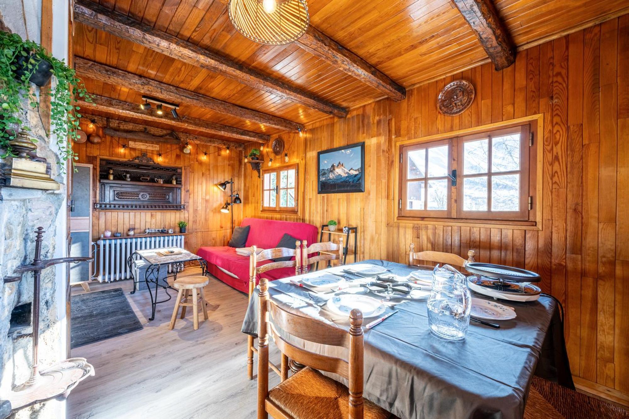 Chalet Les Aiguilles 艾尔比蒙通 外观 照片